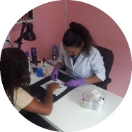 Formação de manicure.